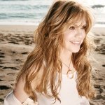 Alison Krauss & The Cox Family - Never Will Give Up