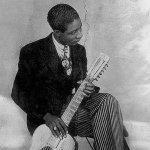 Lonnie Johnson - Playing With The Strings