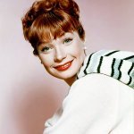 Shirley Maclaine - If My Friends Could See Me Now (Live)