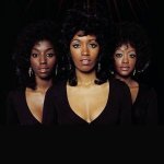 The Three Degrees - Givin' Up Givin' In